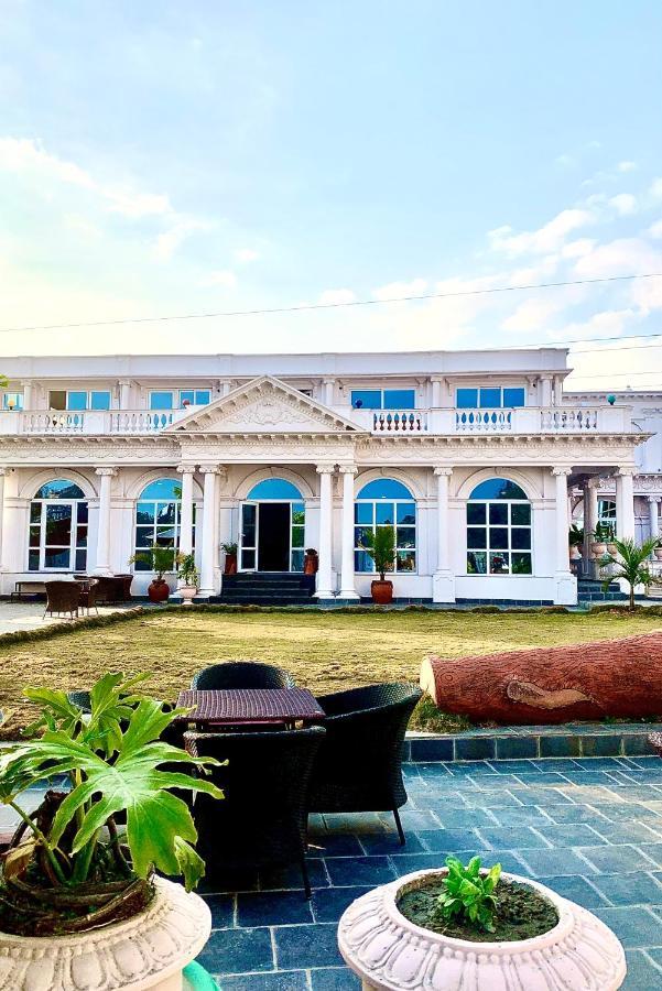 Dream Palace Resort Kathmandu Exteriör bild