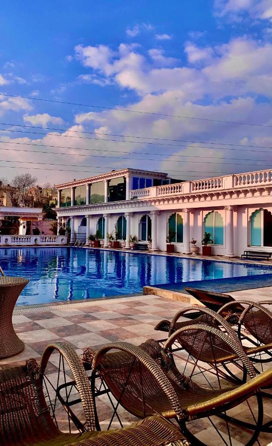 Dream Palace Resort Kathmandu Exteriör bild